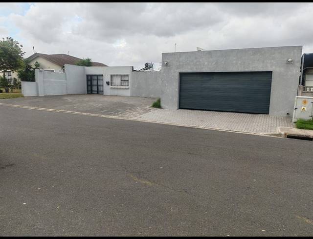 4 BEDROOM HOUSE FOR SALE IN MORGENSTER